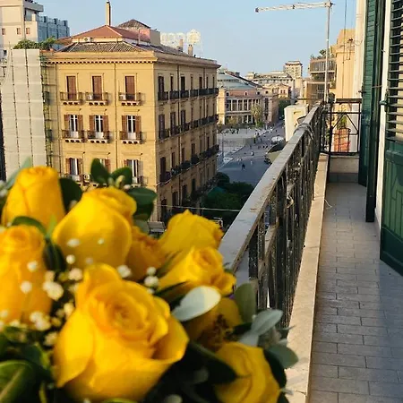 Politeama Suite In The Heart Of The City Palermo Exterior photo