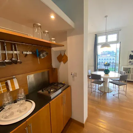 Politeama Suite In The Heart Of The City Palermo Exterior photo
